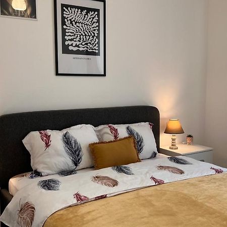 Danny Apartment Дуррес Экстерьер фото