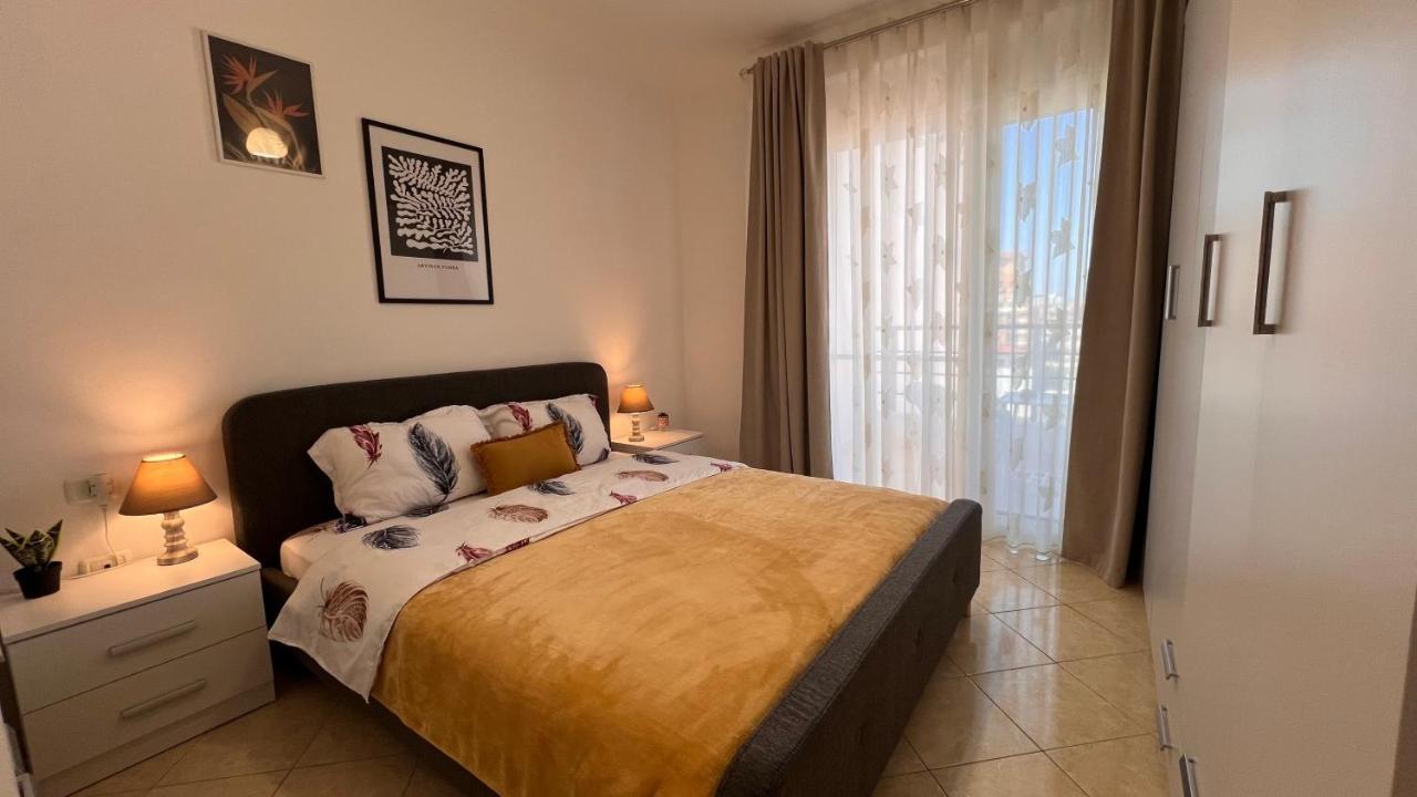 Danny Apartment Дуррес Экстерьер фото