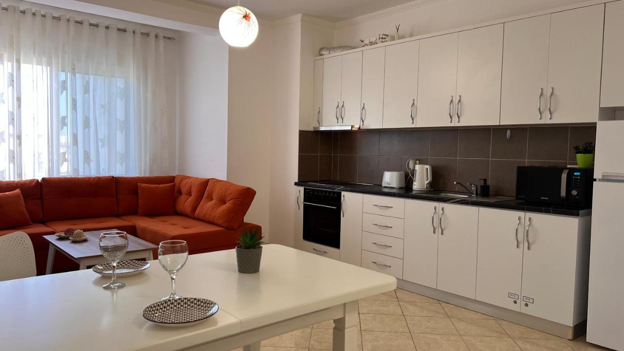 Danny Apartment Дуррес Экстерьер фото